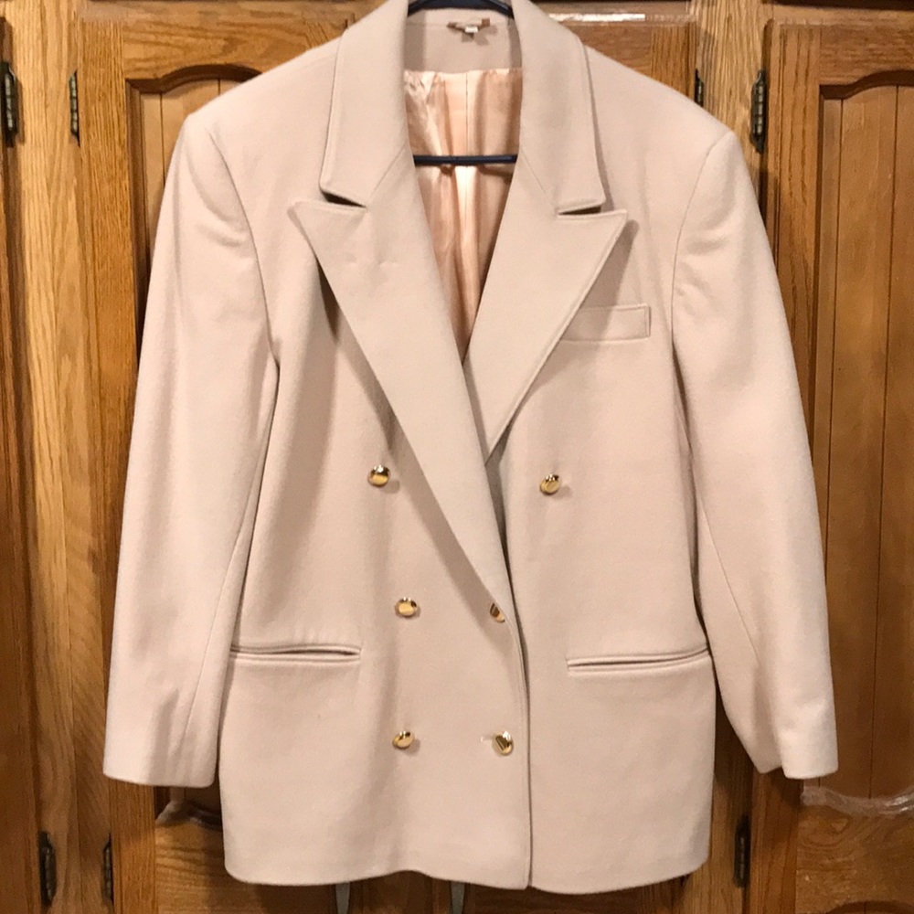 Wool/cashmere blend jacket